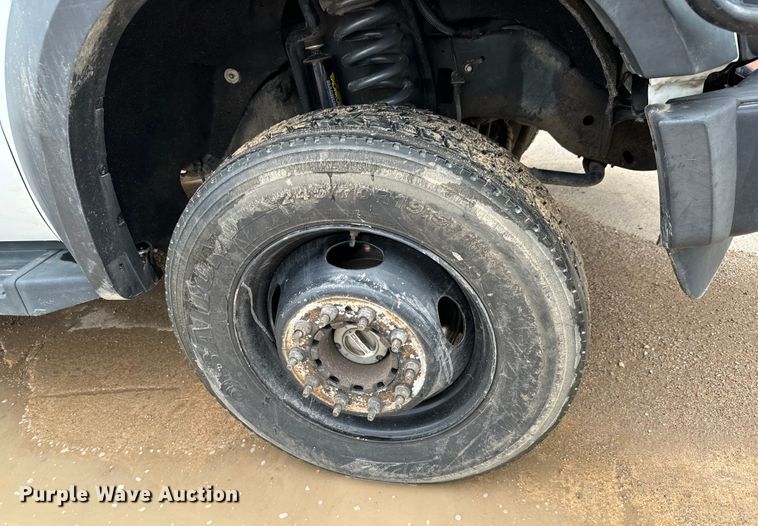 image for item NL9893 2009 Ford F550 Super Duty XL bucket truck