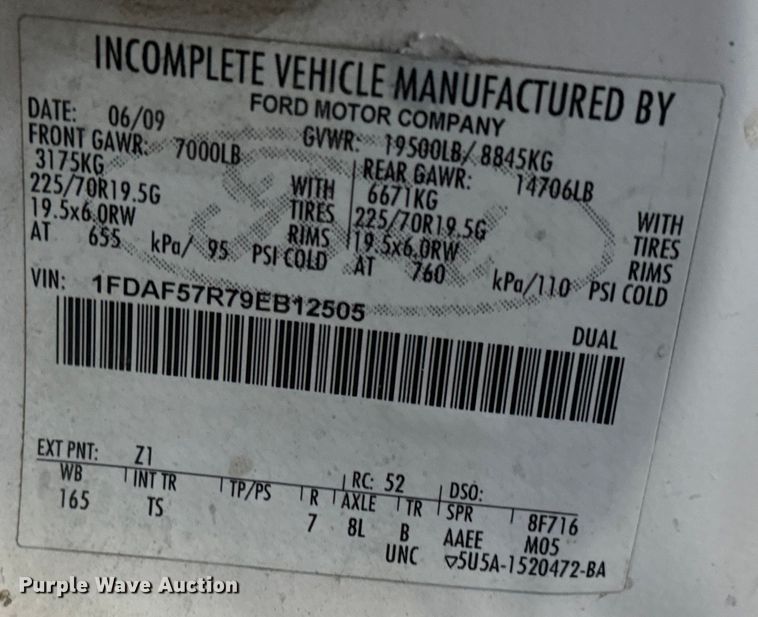 image for item NL9893 2009 Ford F550 Super Duty XL bucket truck