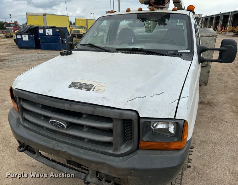 image for item NL9894 1999 Ford F550 Super Duty XL bucket truck