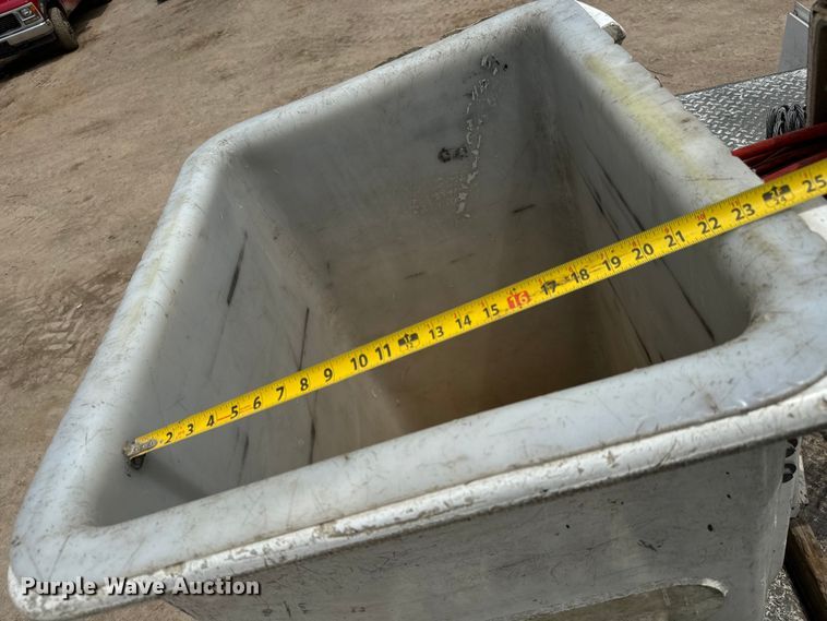 image for item NL9894 1999 Ford F550 Super Duty XL bucket truck