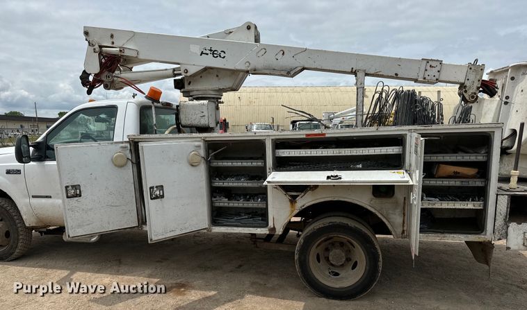 image for item NL9894 1999 Ford F550 Super Duty XL bucket truck