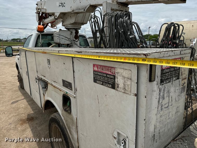 image for item NL9894 1999 Ford F550 Super Duty XL bucket truck