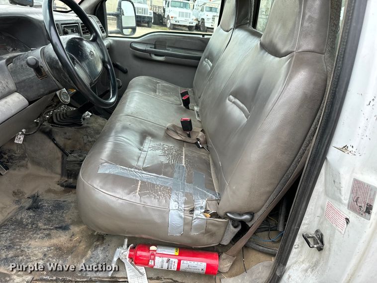 image for item NL9894 1999 Ford F550 Super Duty XL bucket truck