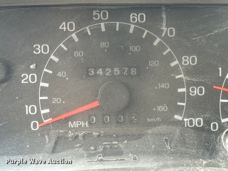 image for item NL9894 1999 Ford F550 Super Duty XL bucket truck