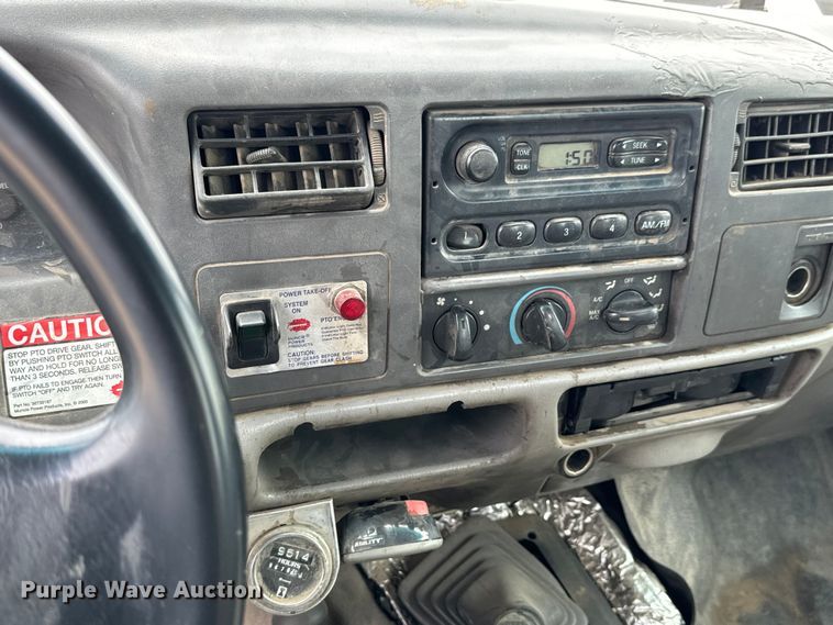 image for item NL9894 1999 Ford F550 Super Duty XL bucket truck