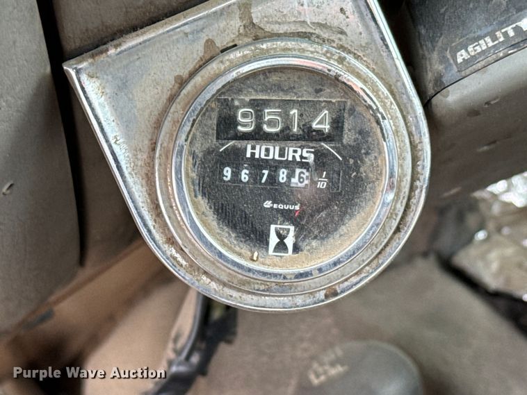 image for item NL9894 1999 Ford F550 Super Duty XL bucket truck