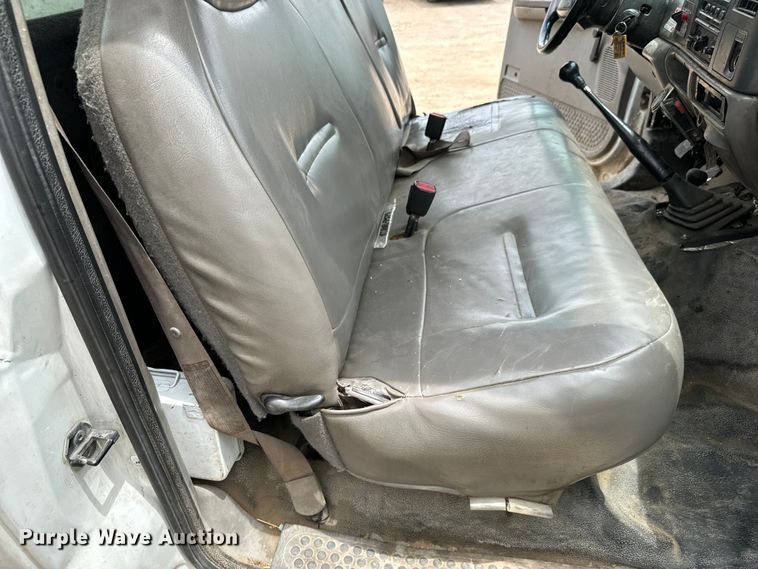 image for item NL9894 1999 Ford F550 Super Duty XL bucket truck