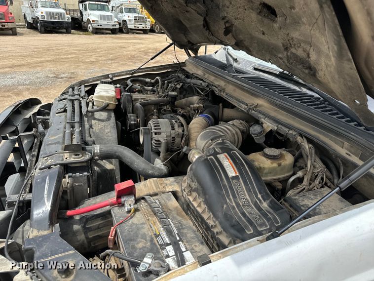 image for item NL9894 1999 Ford F550 Super Duty XL bucket truck