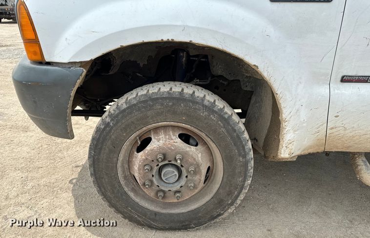 image for item NL9894 1999 Ford F550 Super Duty XL bucket truck