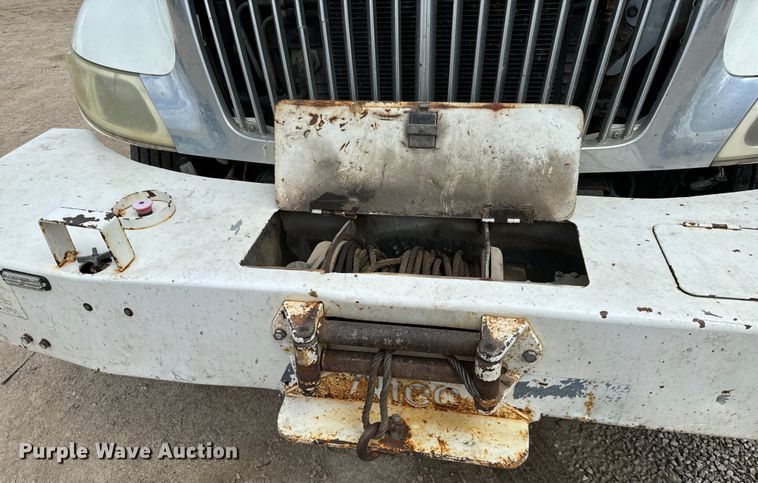 image for item NL9895 2008 International  4300  digger derrick truck