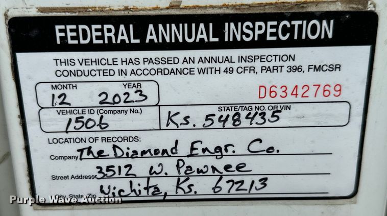 image for item NL9895 2008 International  4300  digger derrick truck