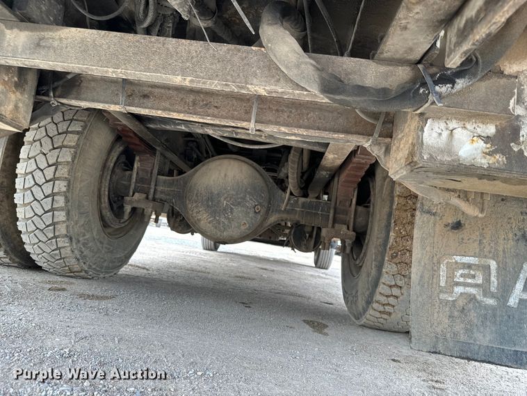 image for item NL9895 2008 International  4300  digger derrick truck