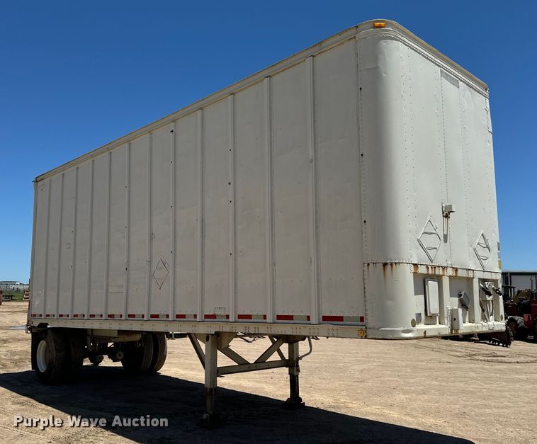 image for item NL9923 1984 Fruehauf dry van trailer