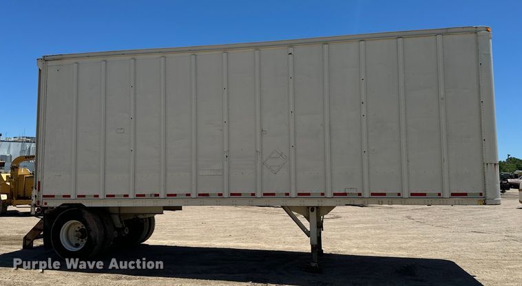 image for item NL9923 1984 Fruehauf dry van trailer