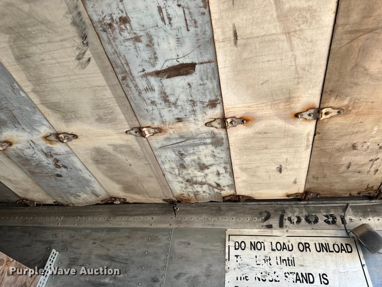 image for item NL9923 1984 Fruehauf dry van trailer