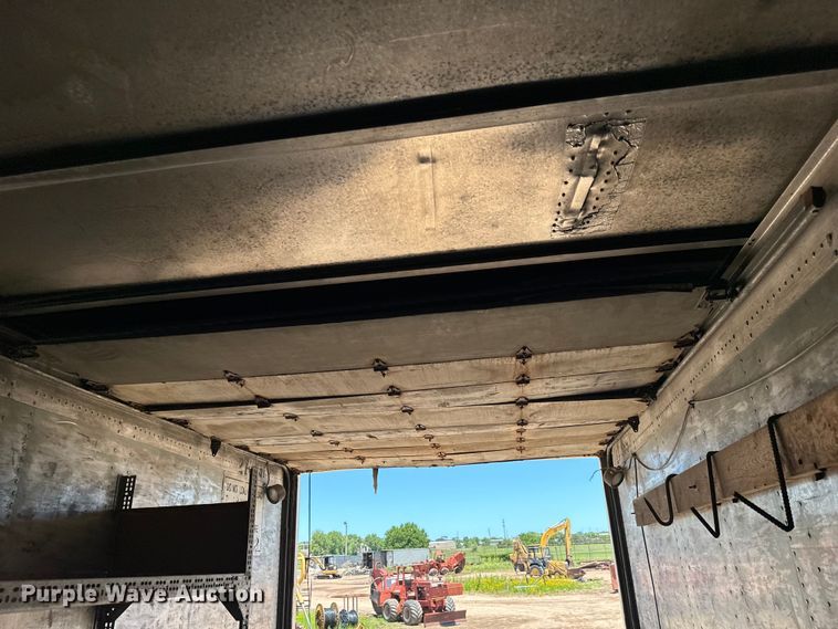 image for item NL9923 1984 Fruehauf dry van trailer