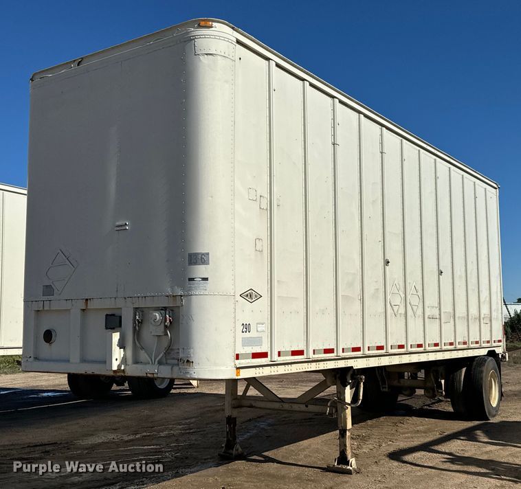 image for item NL9926 1984 Fruehauf FCGX-FL1-28 dry van trailer