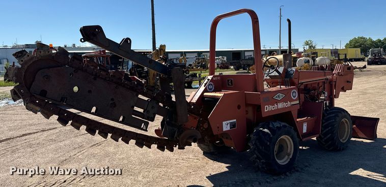 image for item NL9927 1996 Ditch Witch 5110 trencher
