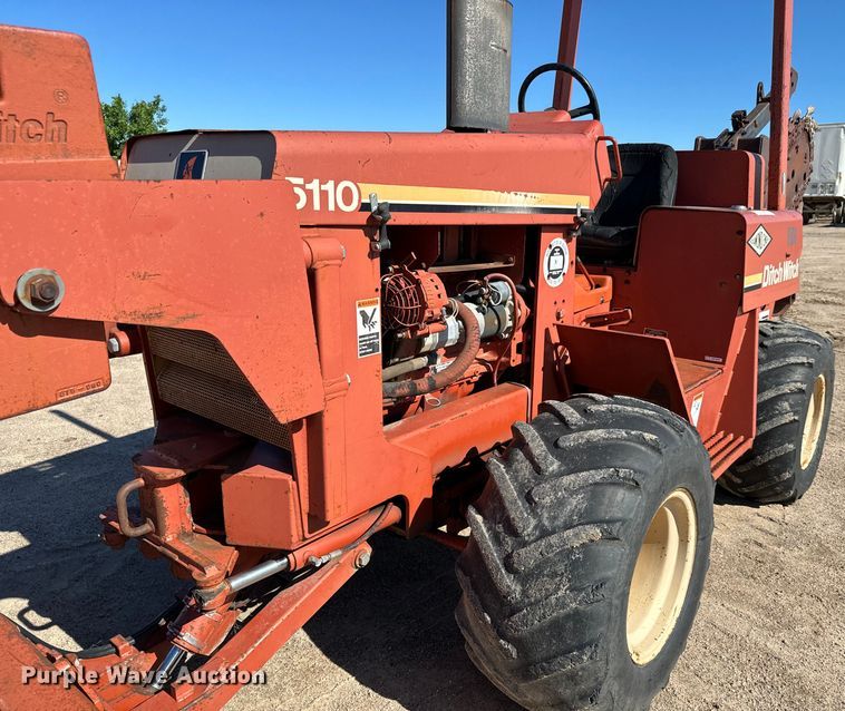 image for item NL9927 1996 Ditch Witch 5110 trencher