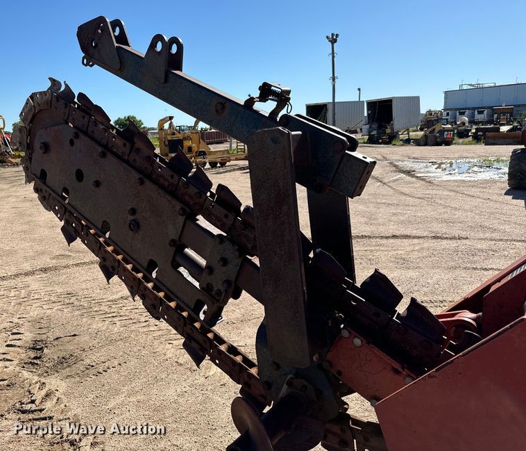 image for item NL9927 1996 Ditch Witch 5110 trencher