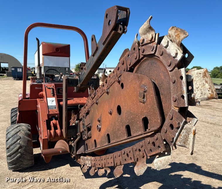 image for item NL9927 1996 Ditch Witch 5110 trencher