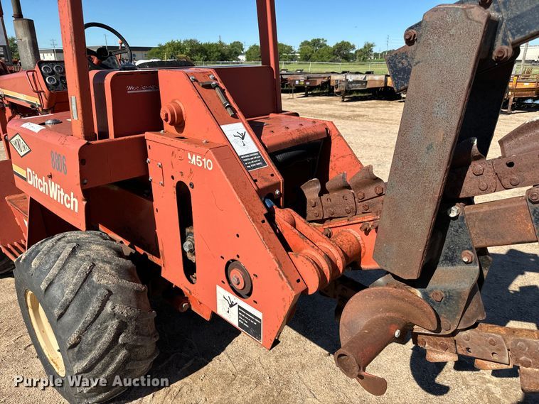 image for item NL9927 1996 Ditch Witch 5110 trencher