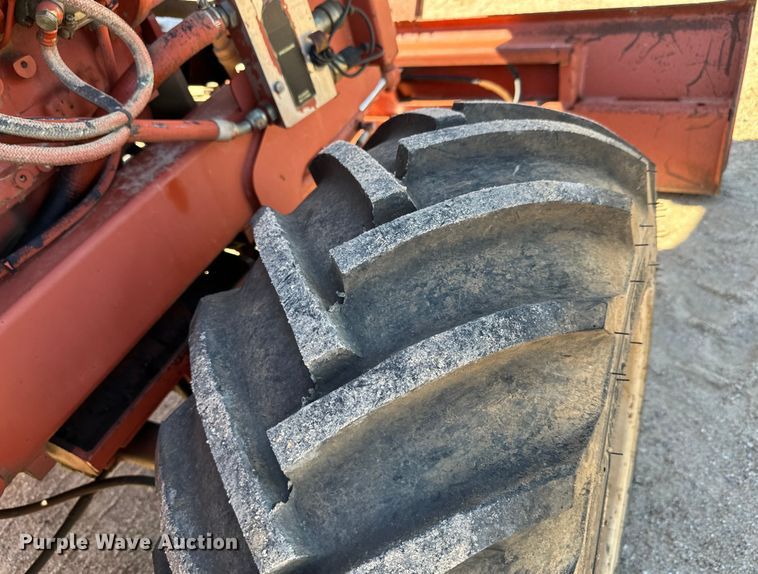 image for item NL9927 1996 Ditch Witch 5110 trencher