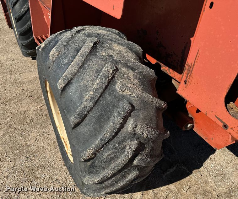 image for item NL9927 1996 Ditch Witch 5110 trencher