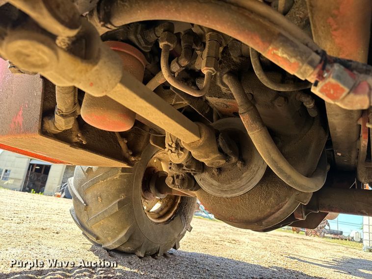 image for item NL9928 1990 Ditch Witch  3500 LSB trencher