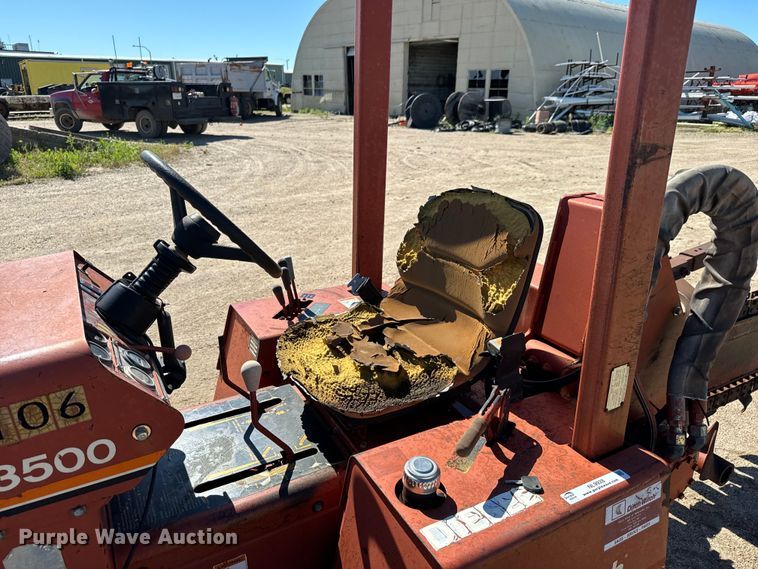 image for item NL9928 1990 Ditch Witch  3500 LSB trencher