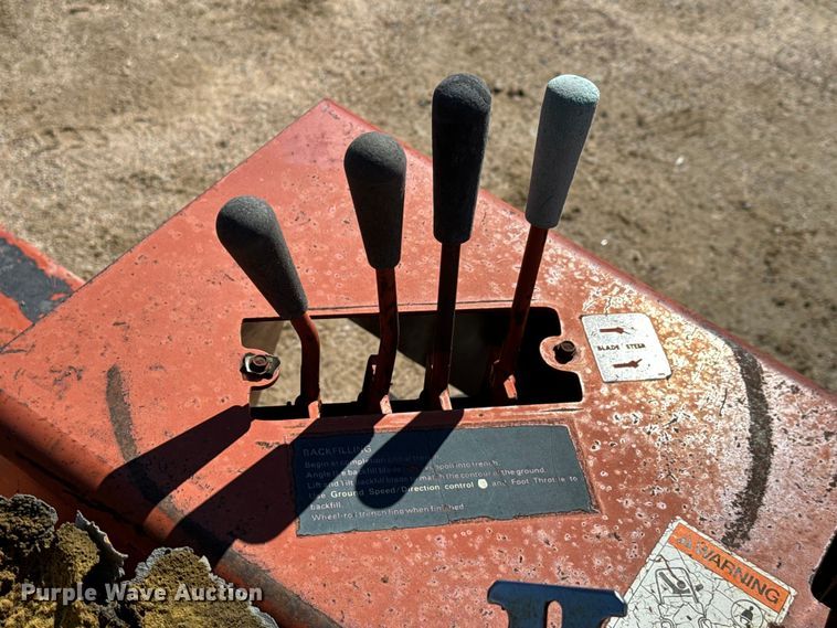 image for item NL9928 1990 Ditch Witch  3500 LSB trencher