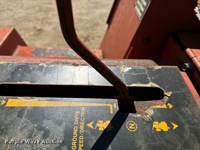 image for item NL9928 1990 Ditch Witch  3500 LSB trencher