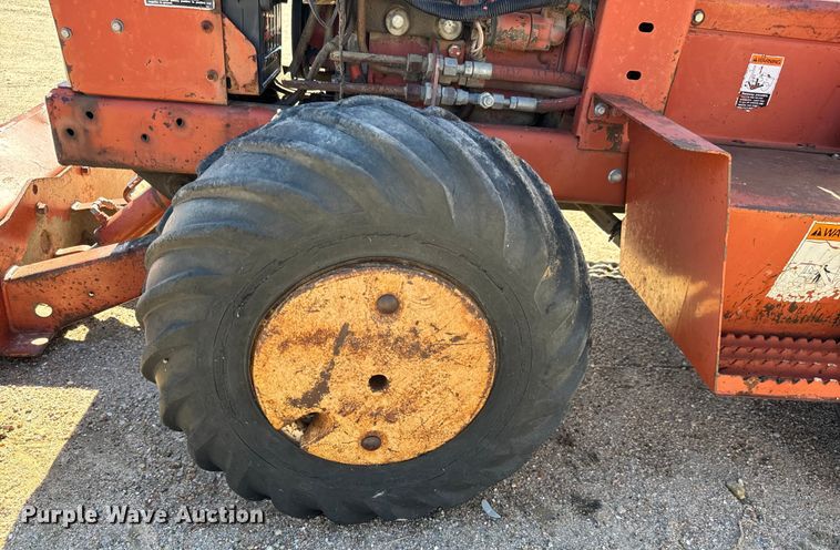 image for item NL9928 1990 Ditch Witch  3500 LSB trencher