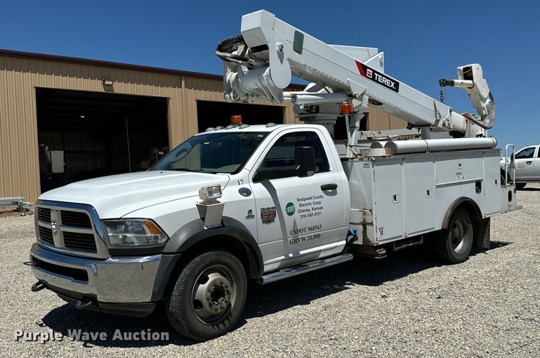image for item NL9929 2012 Dodge Ram 5500HD bucket truck