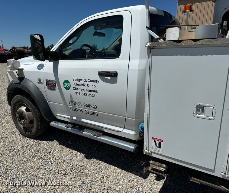 image for item NL9929 2012 Dodge Ram 5500HD bucket truck