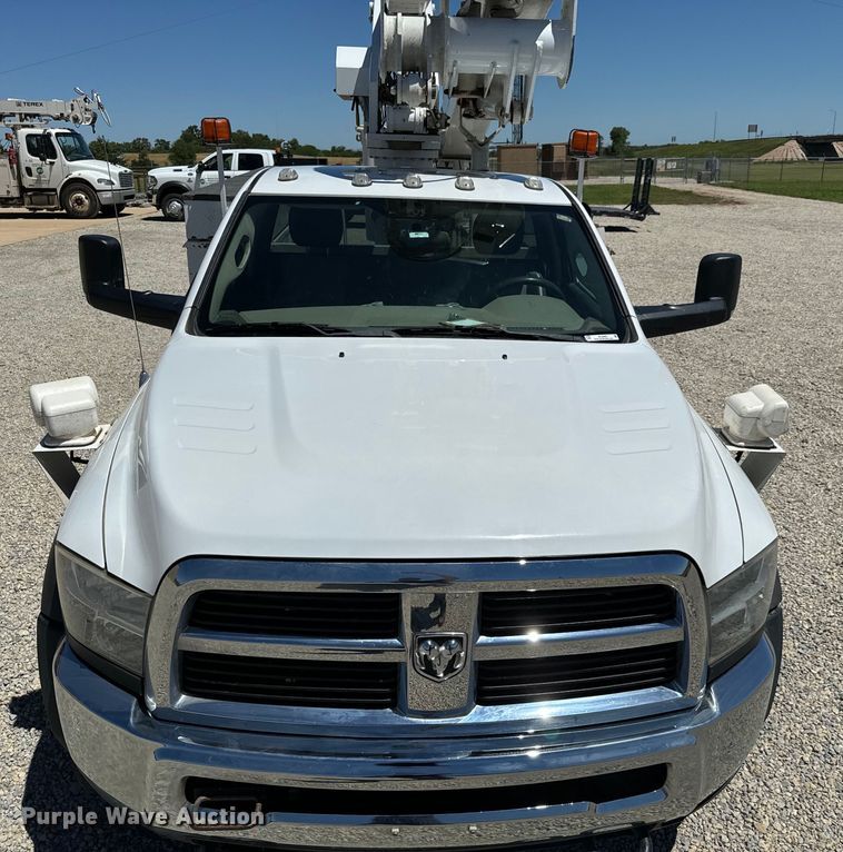 image for item NL9929 2012 Dodge Ram 5500HD bucket truck