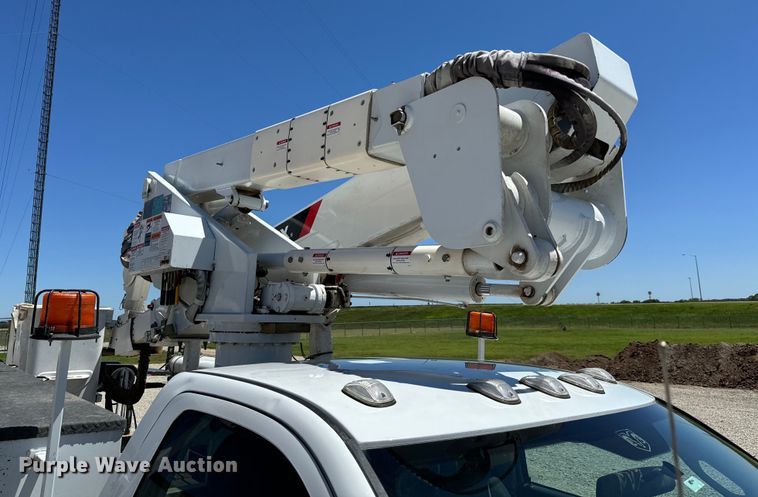 image for item NL9929 2012 Dodge Ram 5500HD bucket truck