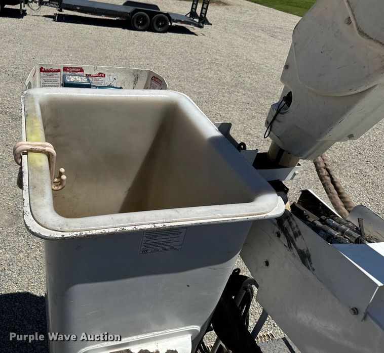 image for item NL9929 2012 Dodge Ram 5500HD bucket truck