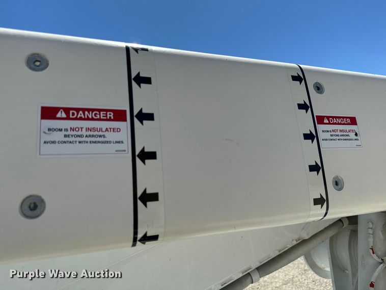 image for item NL9929 2012 Dodge Ram 5500HD bucket truck