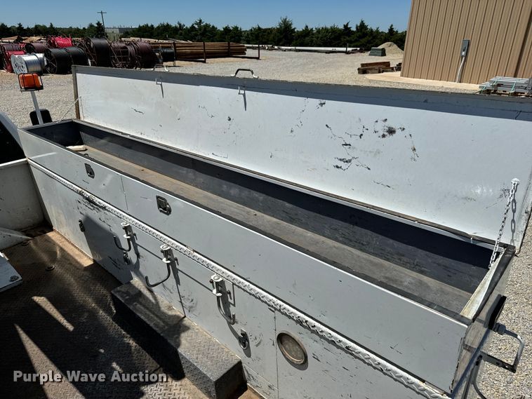 image for item NL9929 2012 Dodge Ram 5500HD bucket truck