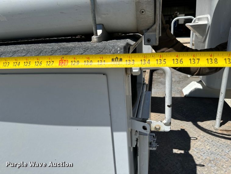 image for item NL9929 2012 Dodge Ram 5500HD bucket truck