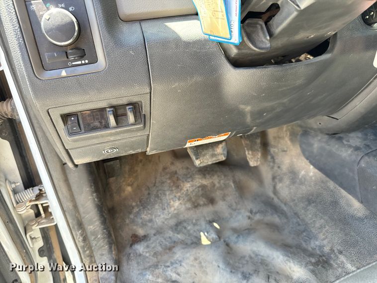 image for item NL9929 2012 Dodge Ram 5500HD bucket truck