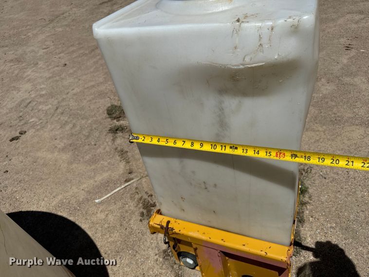 image for item NL9932 (5) poly tanks