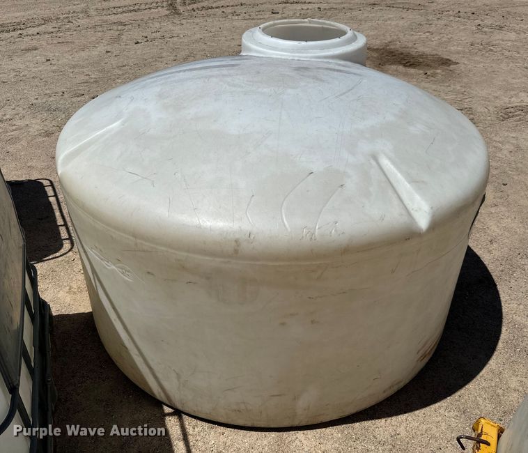 image for item NL9932 (5) poly tanks