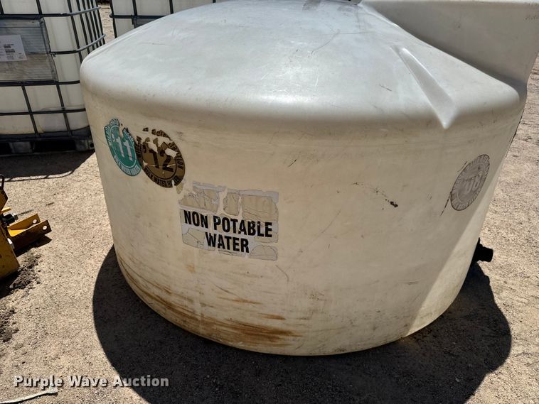 image for item NL9932 (5) poly tanks