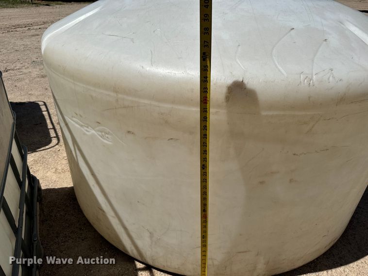 image for item NL9932 (5) poly tanks