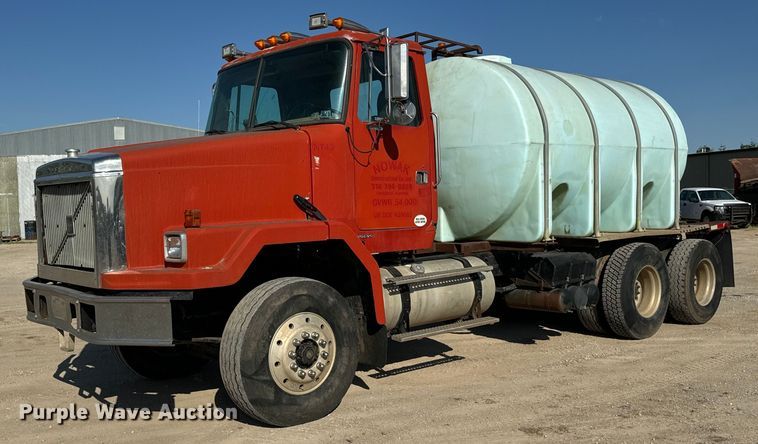 image for item NL9937 1996 Volvo  tank truck