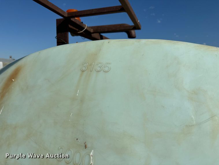 image for item NL9937 1996 Volvo  tank truck