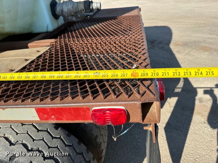 image for item NL9937 1996 Volvo  tank truck