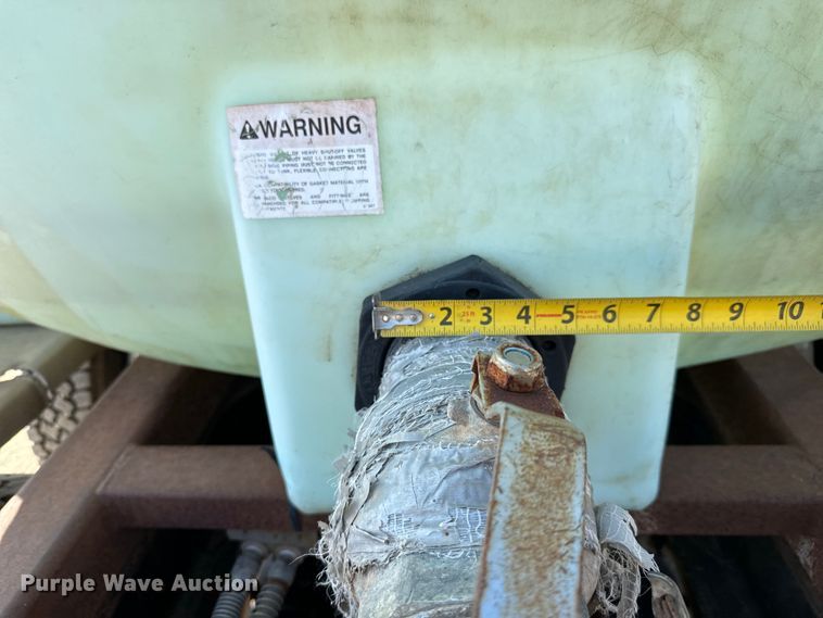 image for item NL9937 1996 Volvo  tank truck